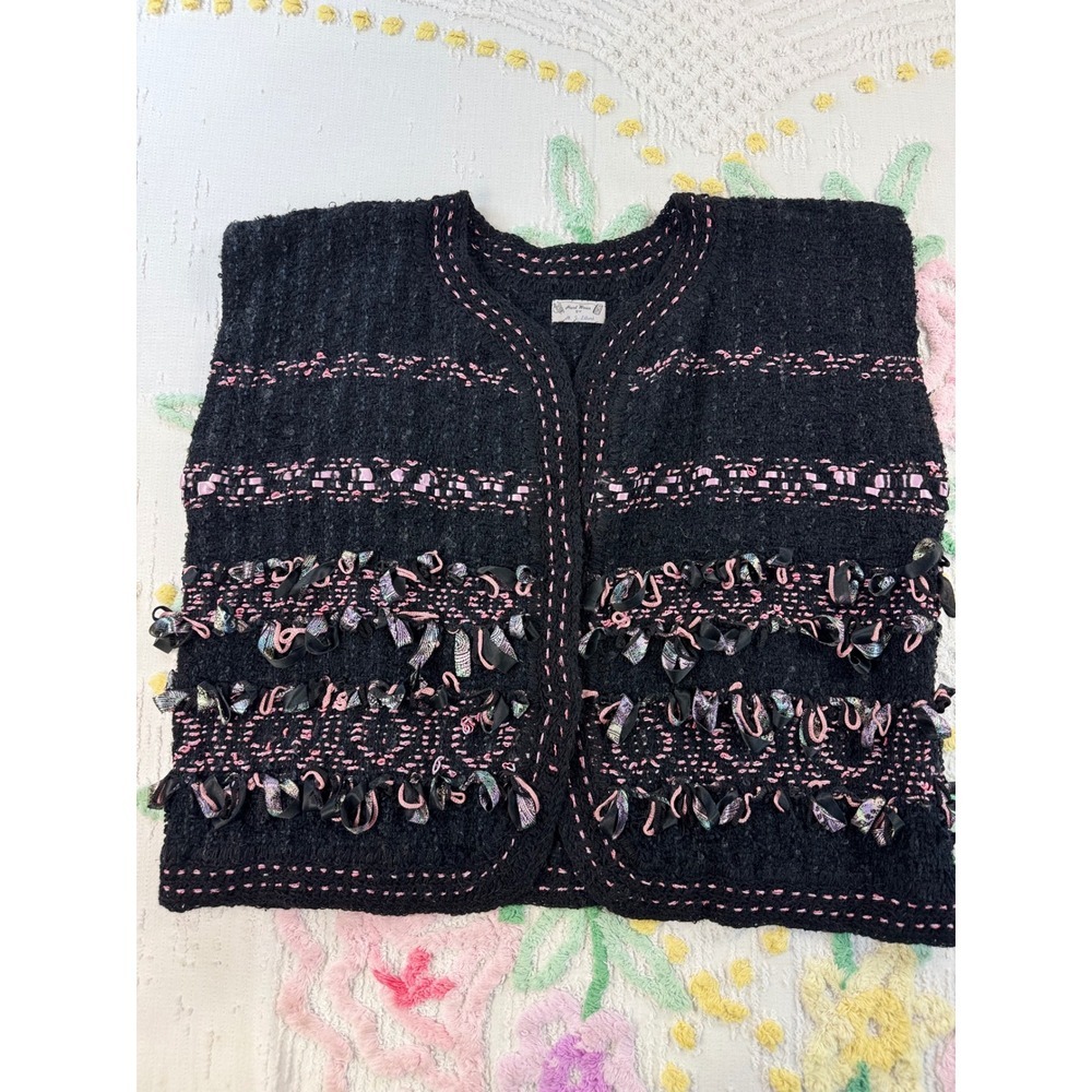 Hand Woven by M. J. Lillard  vtg  Knit Vest Black Pink Ribbon Fringe Textured - Picture 3 of 8
